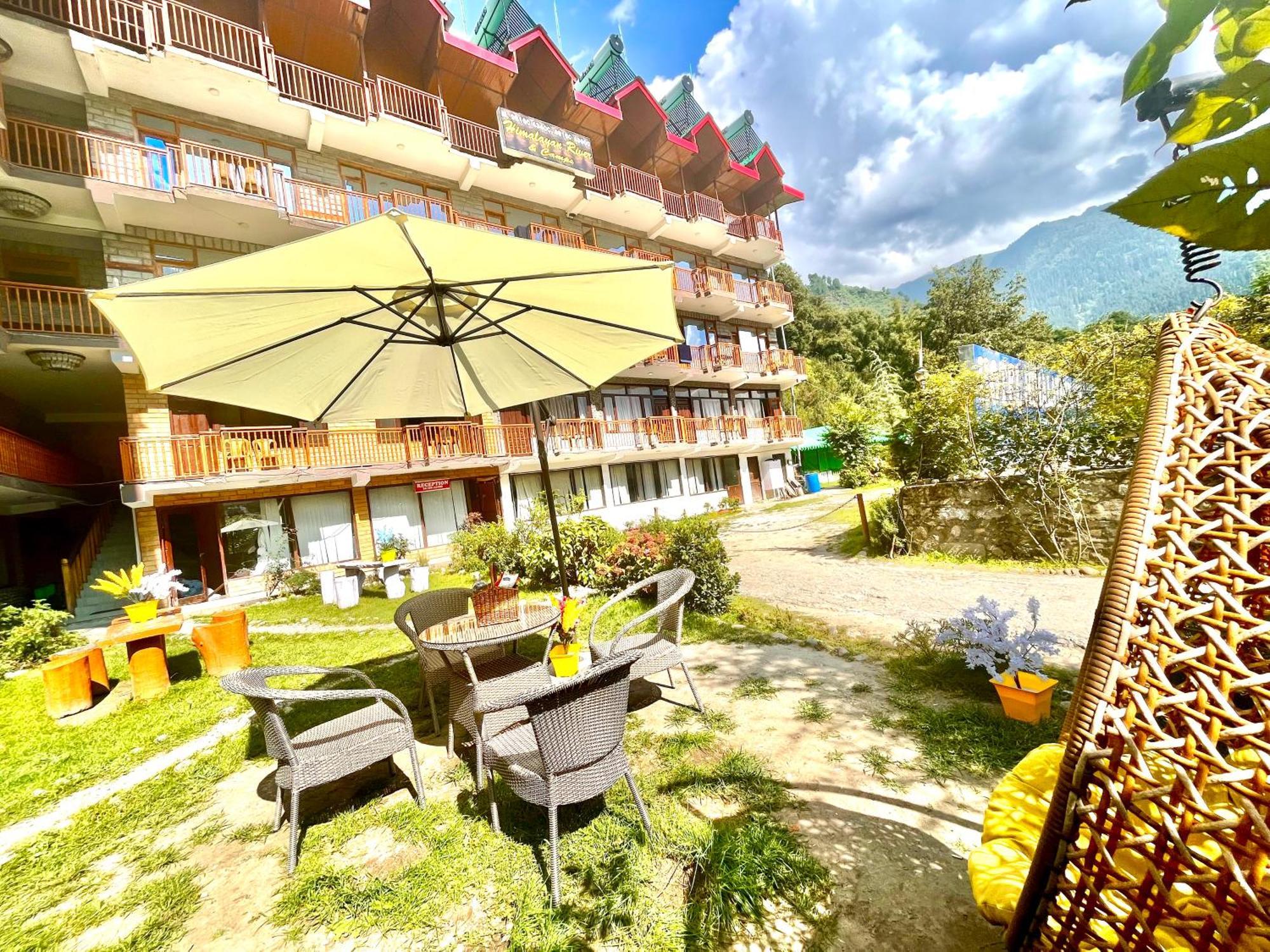 Himalayan Hill Queen Resort, Manali M98160-43400 Exterior photo